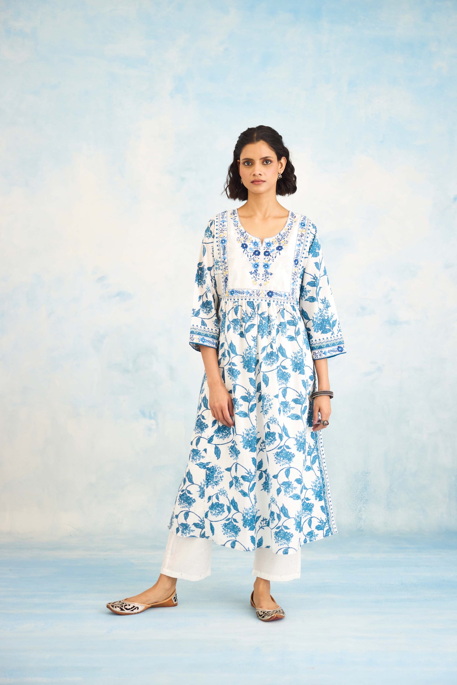 Meera Kurta White Blue (9925481726251)