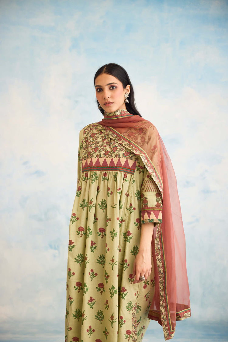 Medh Dupatta Peach (9926272516395)