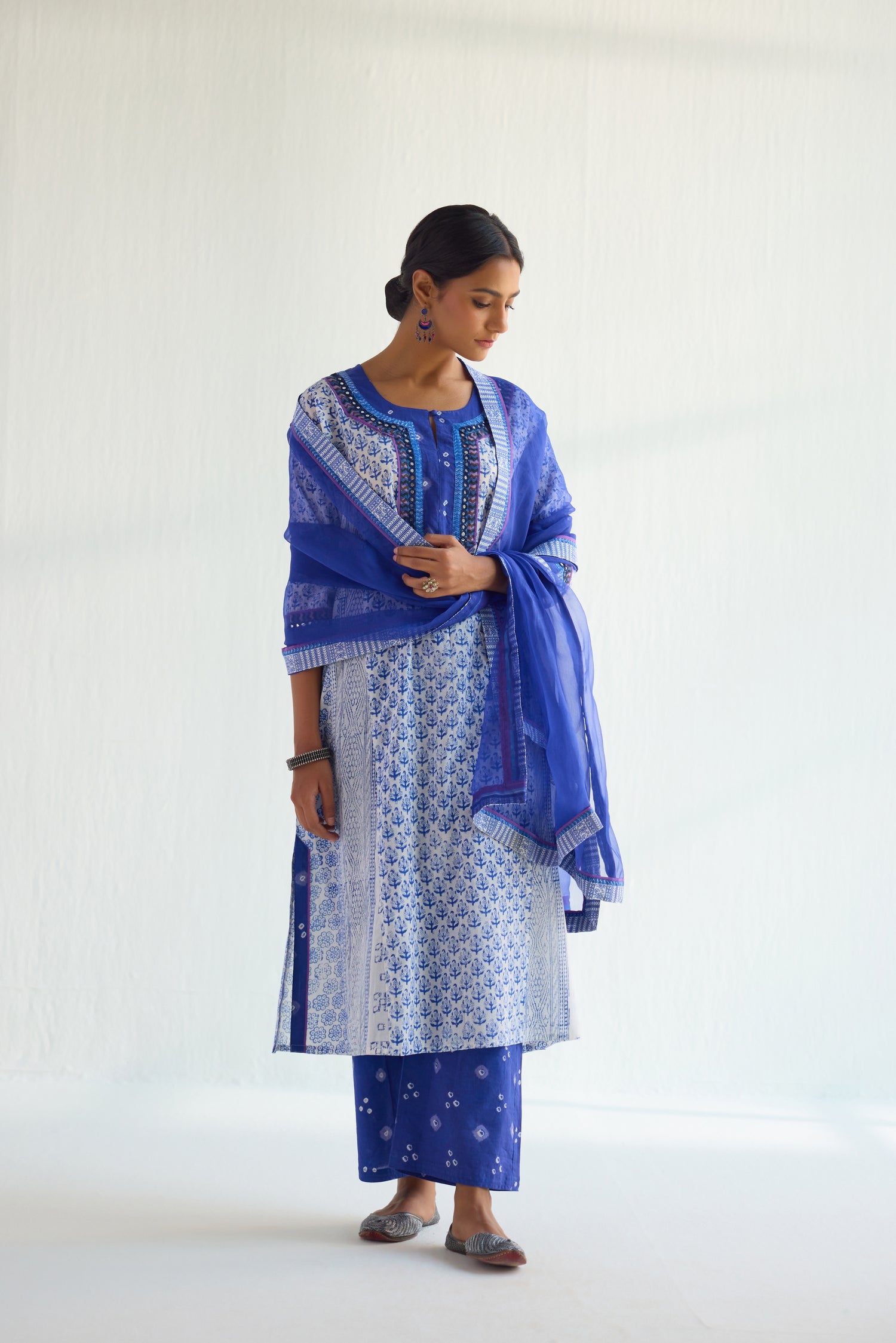 Choga Kurta White Blue (9419324784939)