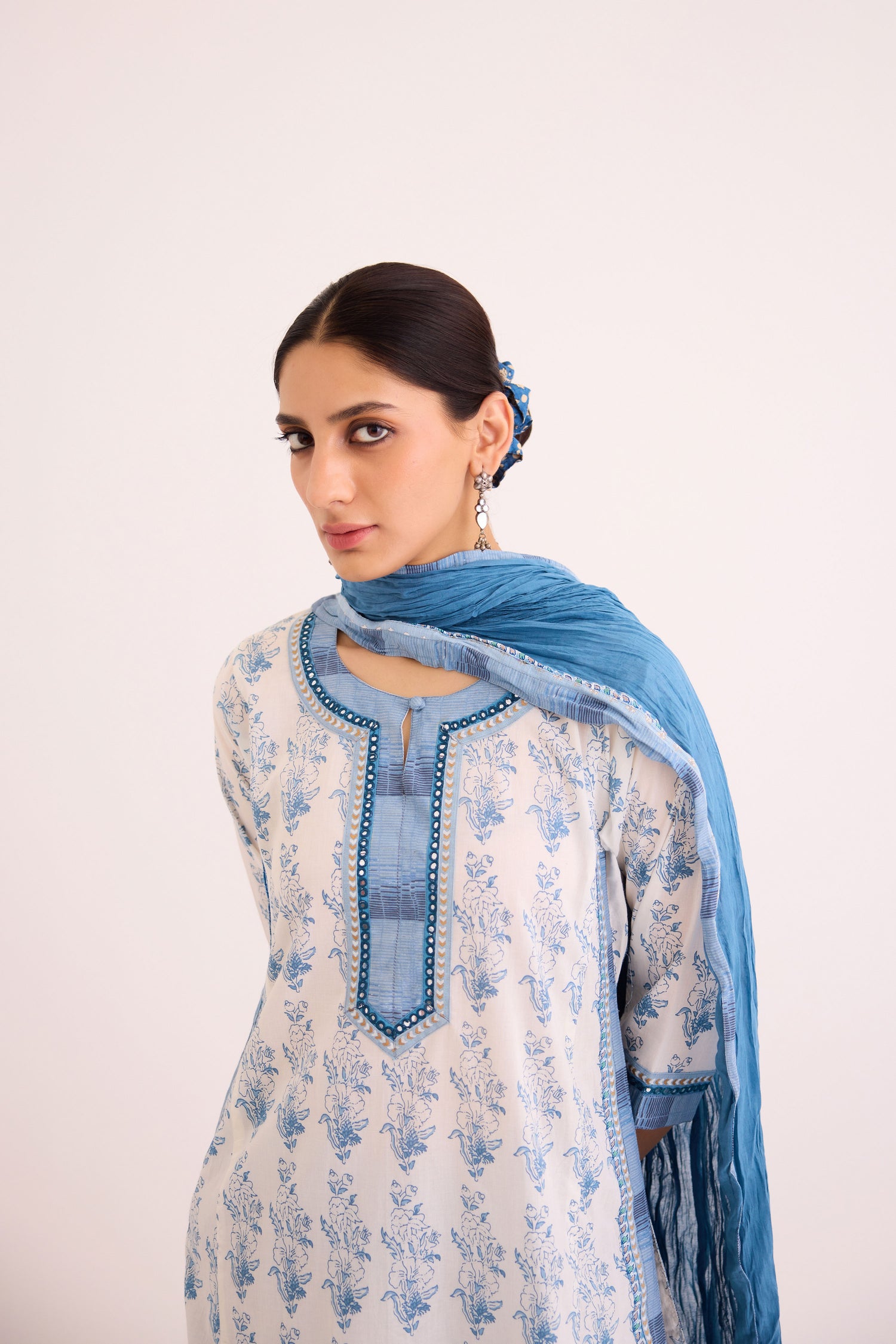 Rozana Dupatta Light Blue (9608620638507)