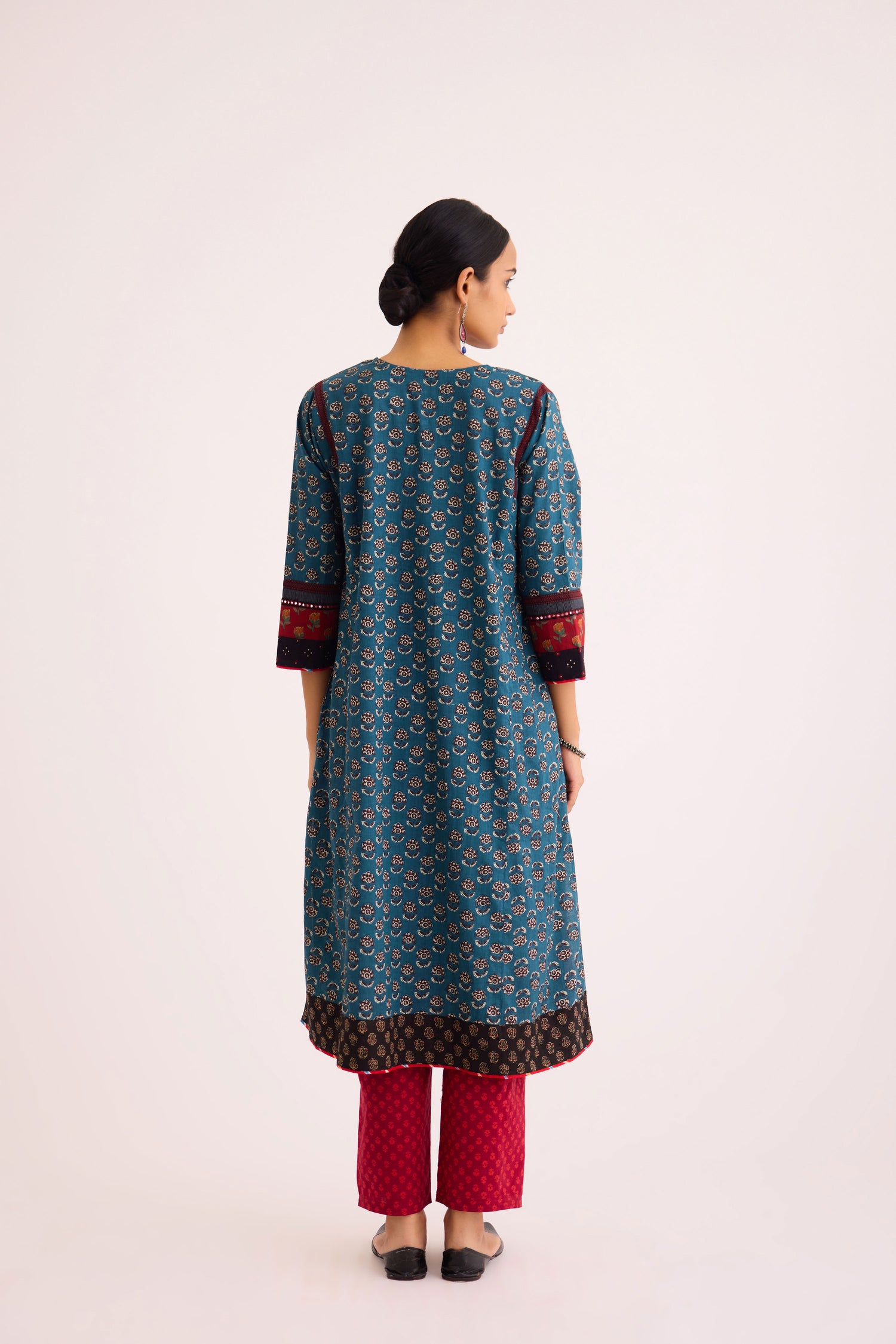 Adya Kurta Drak Teal Green (9619915342123) (9620110344491) (9620412825899) (9620420395307)