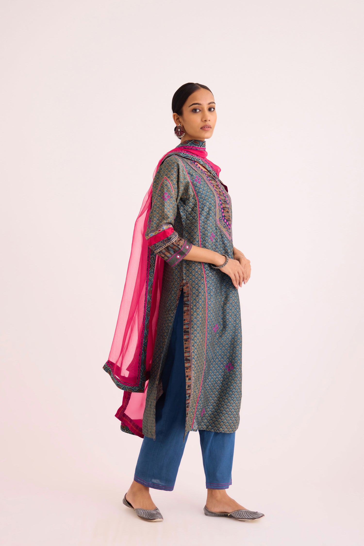 Medh Dupatta Pink (9610074161451)