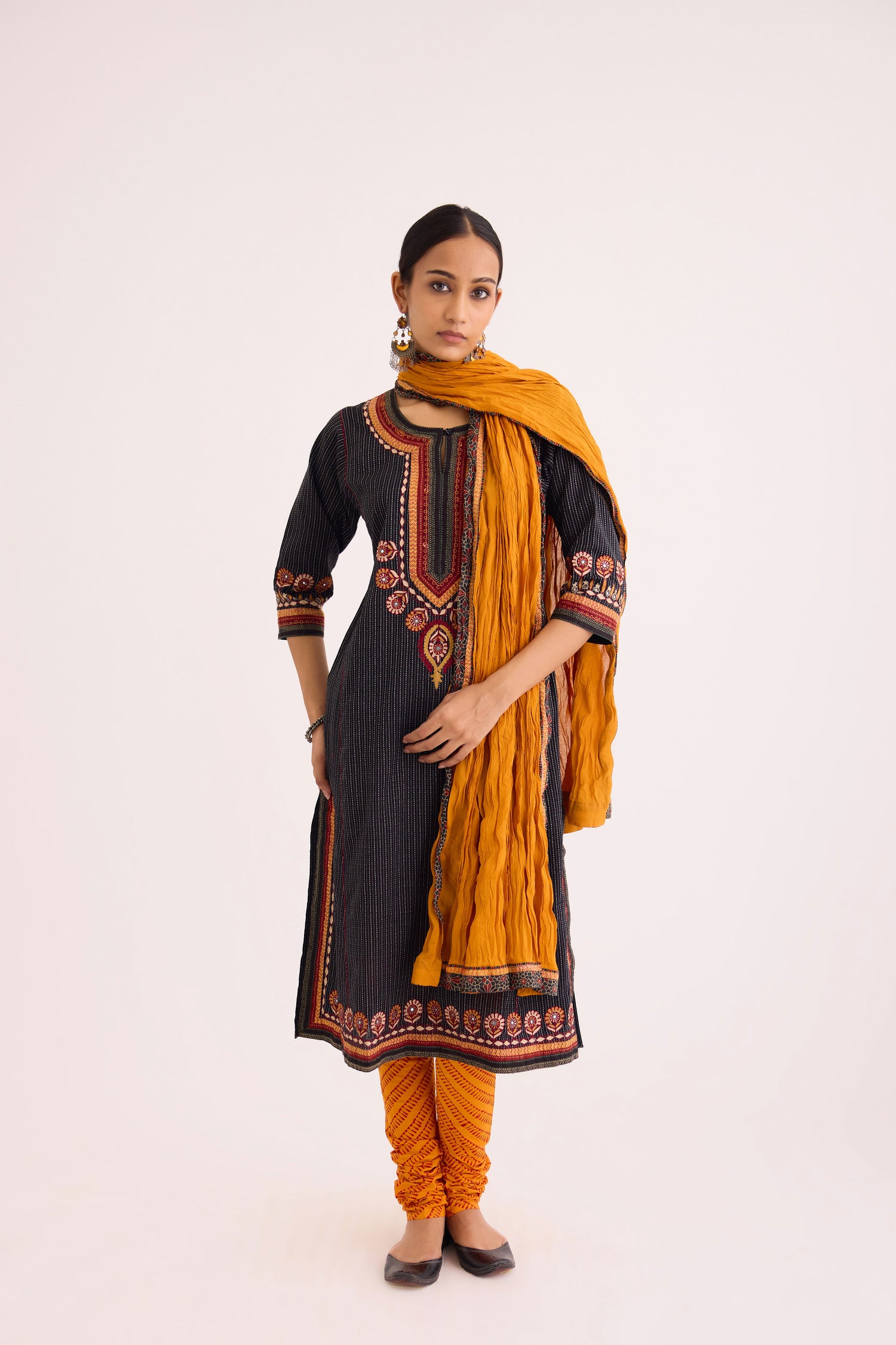 Rozana Kurta Black (9609265185067)