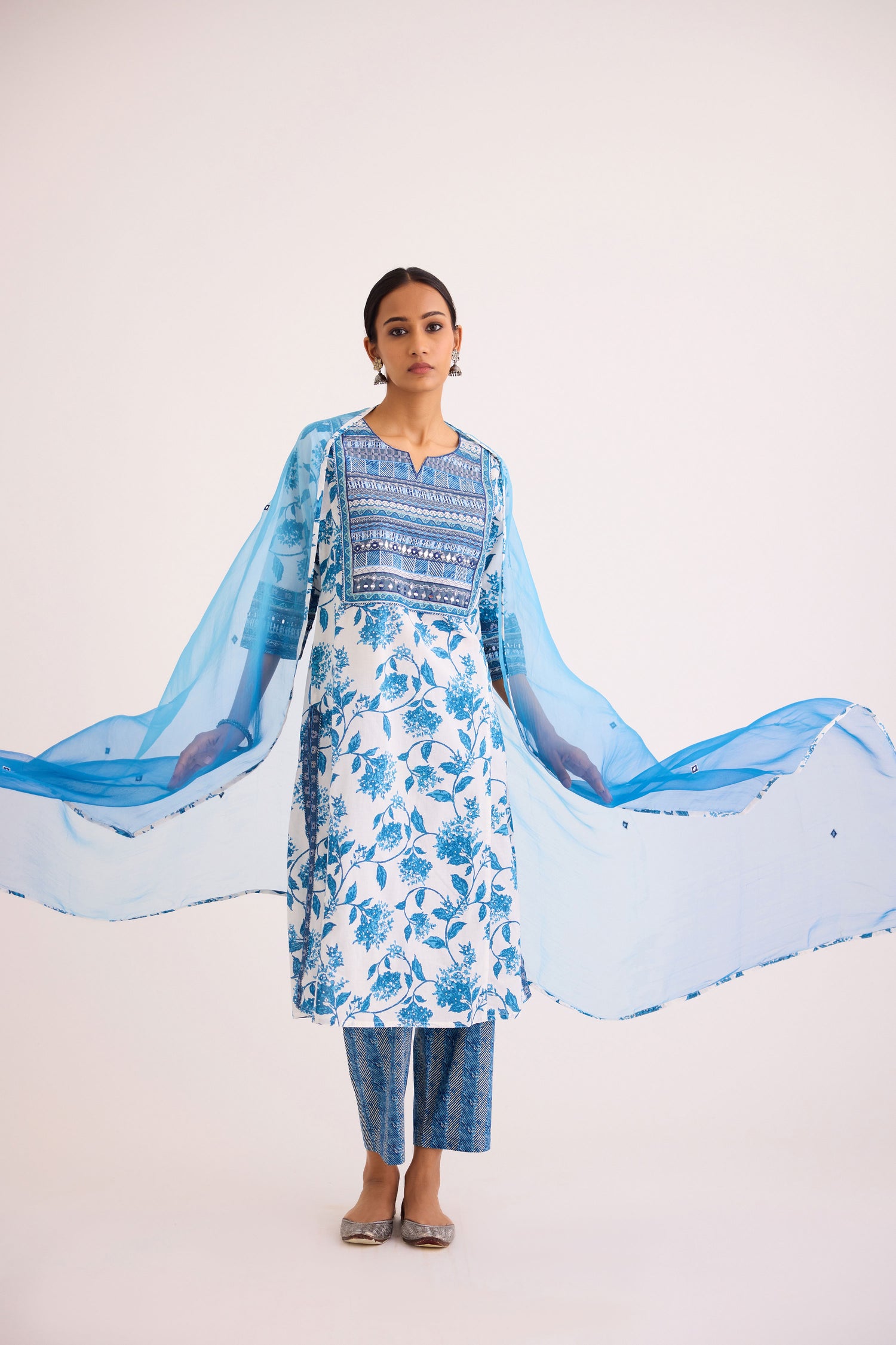 Navya Dupatta Blue (9624590942507)