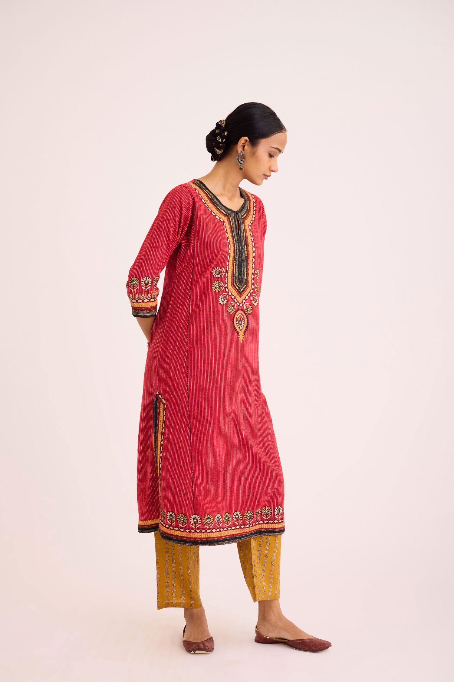 Rozana Embroidered Kurta Red (9629754851627)