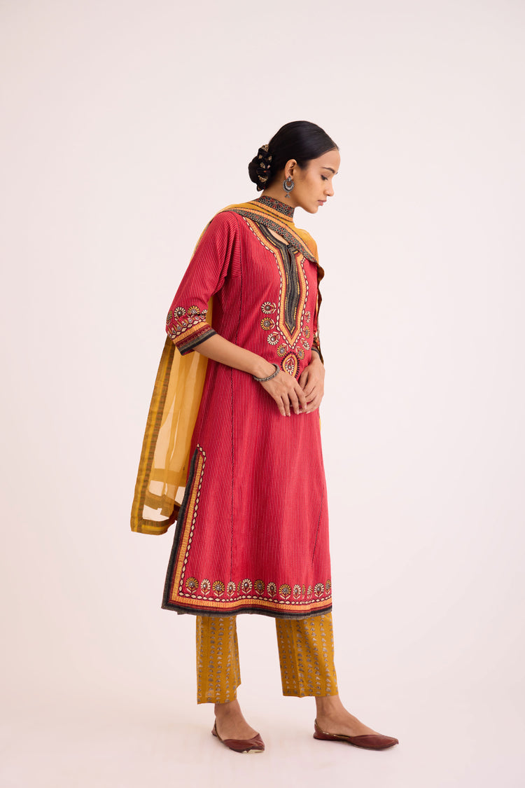 Rozana Embroidered Kurta Red (9629754851627)