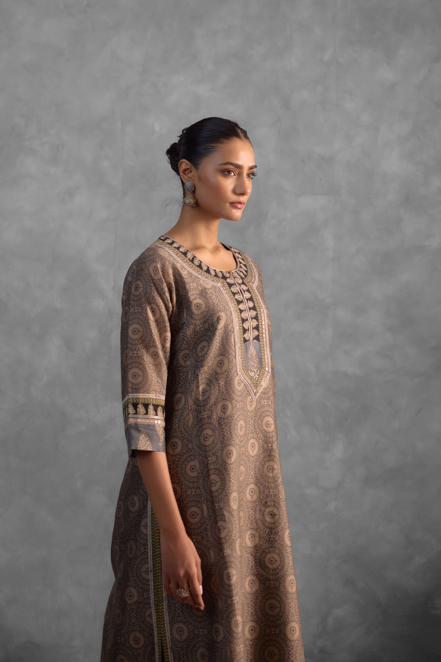 Rozana Kurta  Beige Grey (Set of 3) (9839111831851)