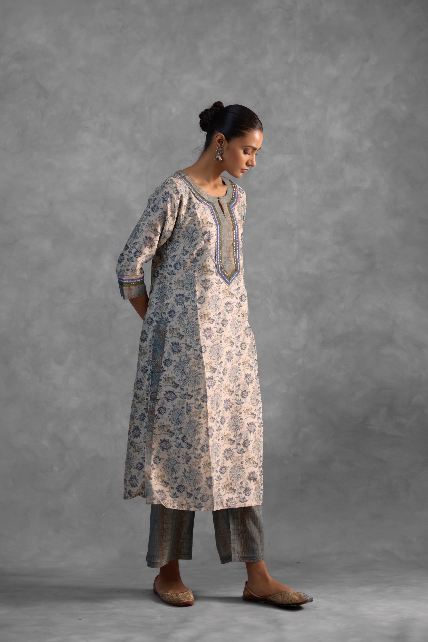 Rozana Kurta Off White Steel Grey  (Set of 2) (9839492038955)