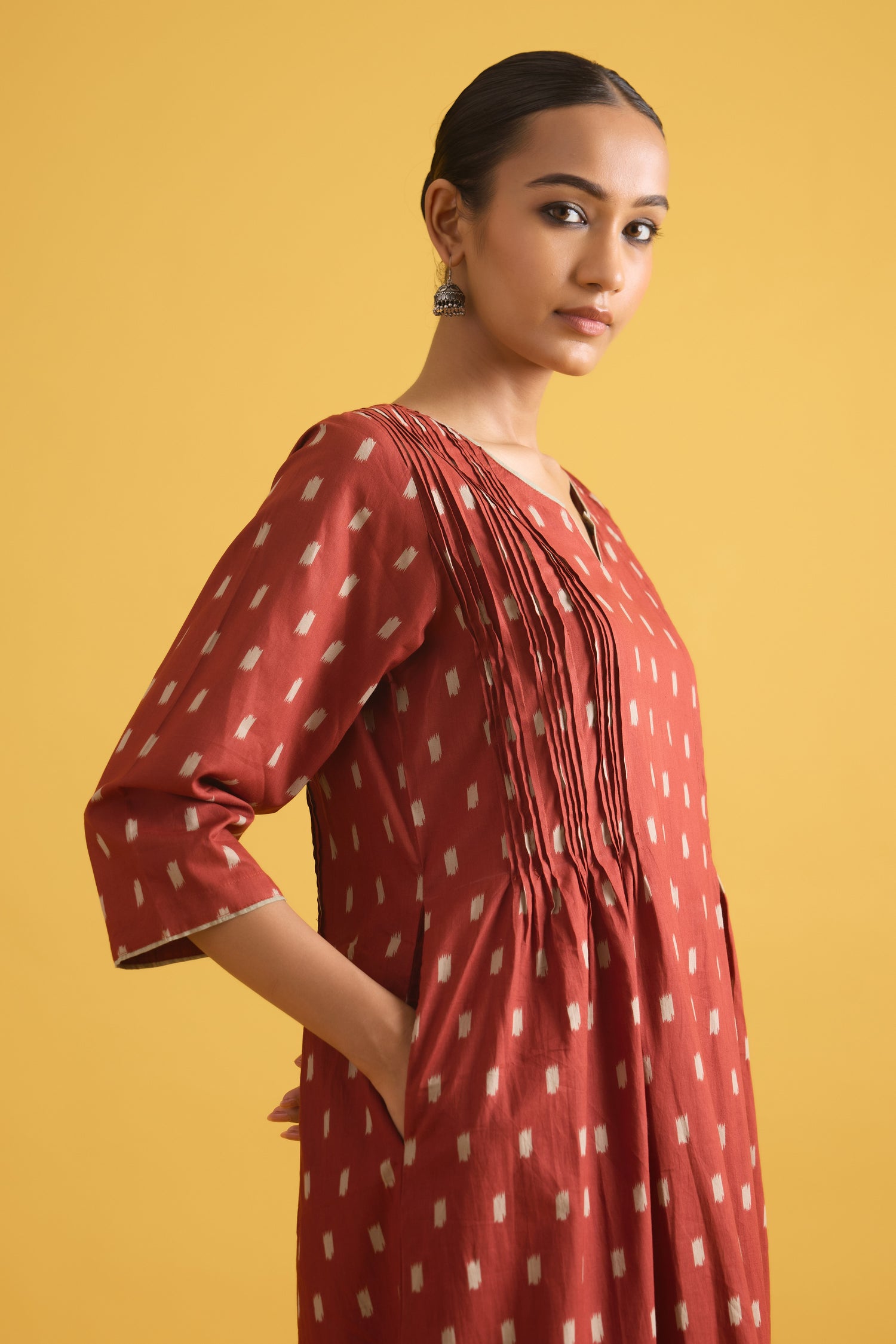 Leah Kurta Red (9708573589803)