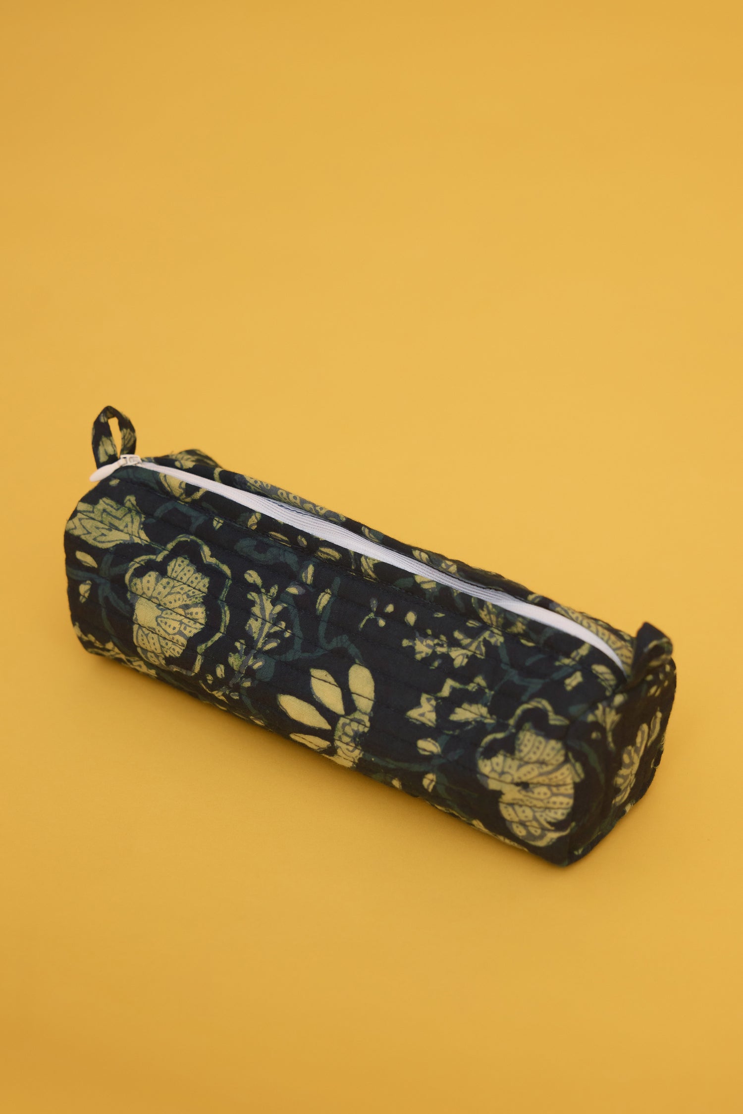 Pencil Pouch Bottle Green (9710898184491)