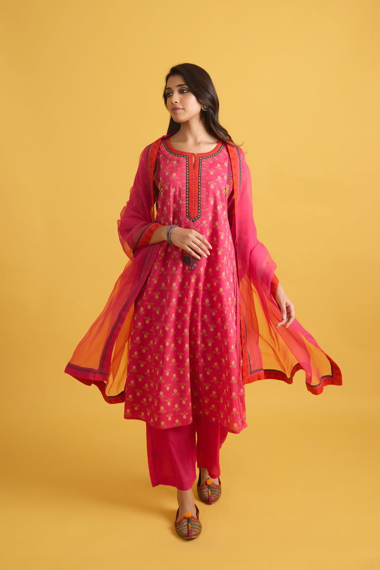 Medh Dupatta Pink (9706701914411)