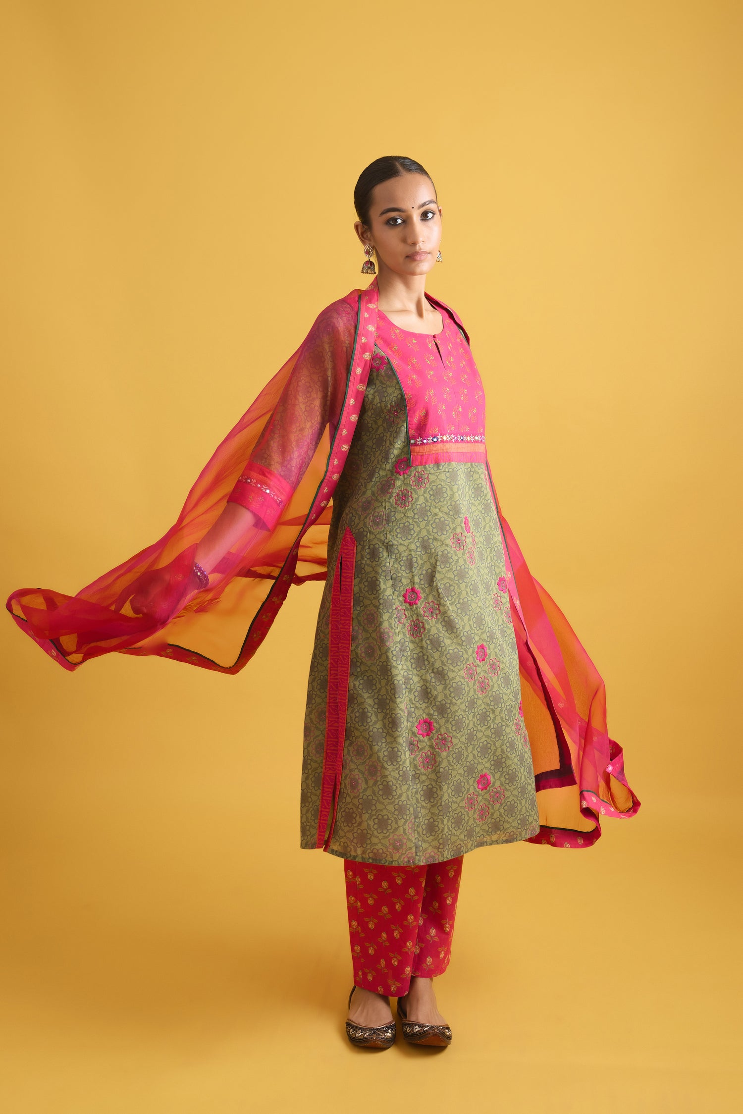 Rozana Kurta Green Pink (9722102874411)