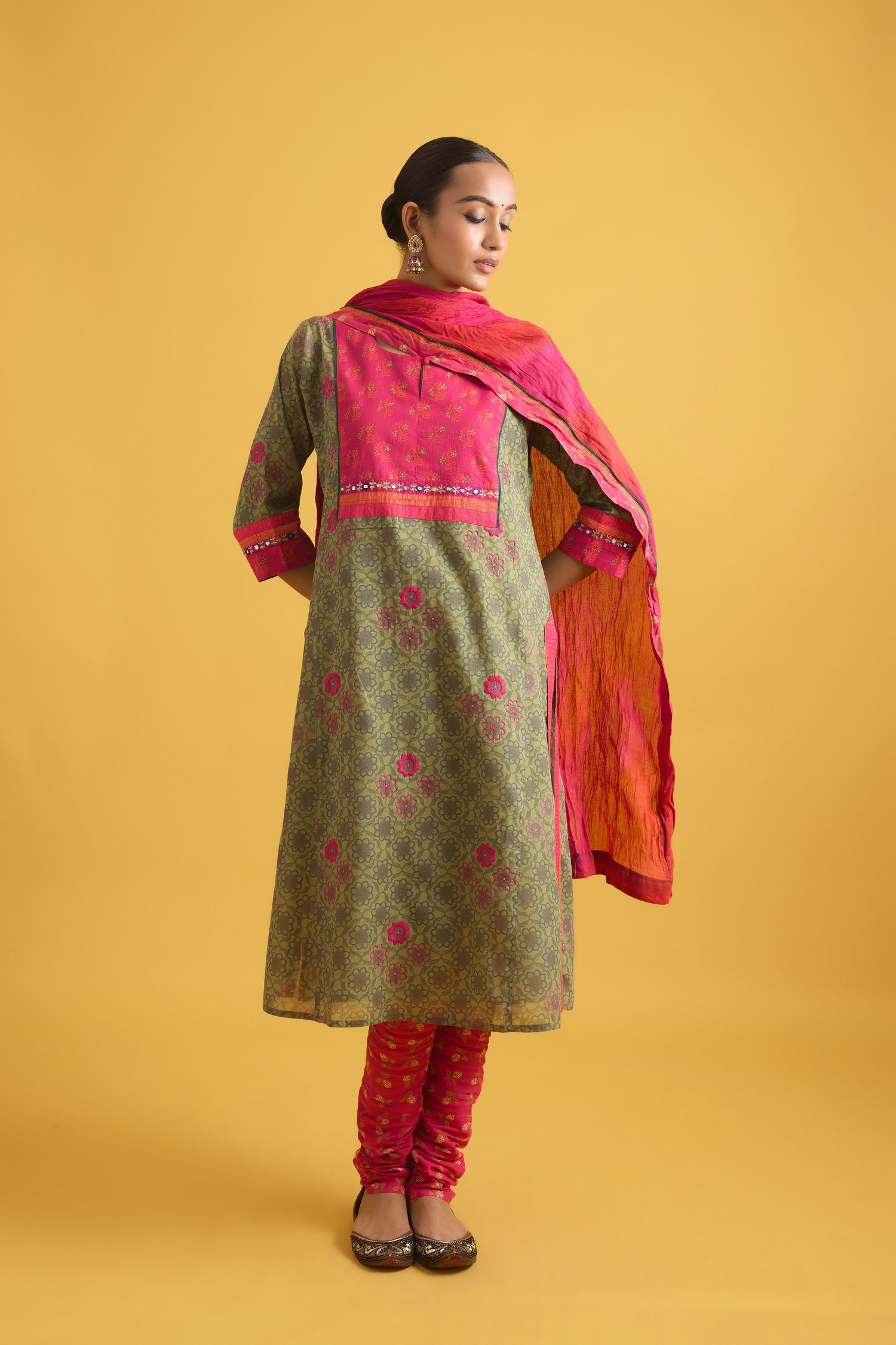 Rozana Kurta Green Pink (9722102874411)