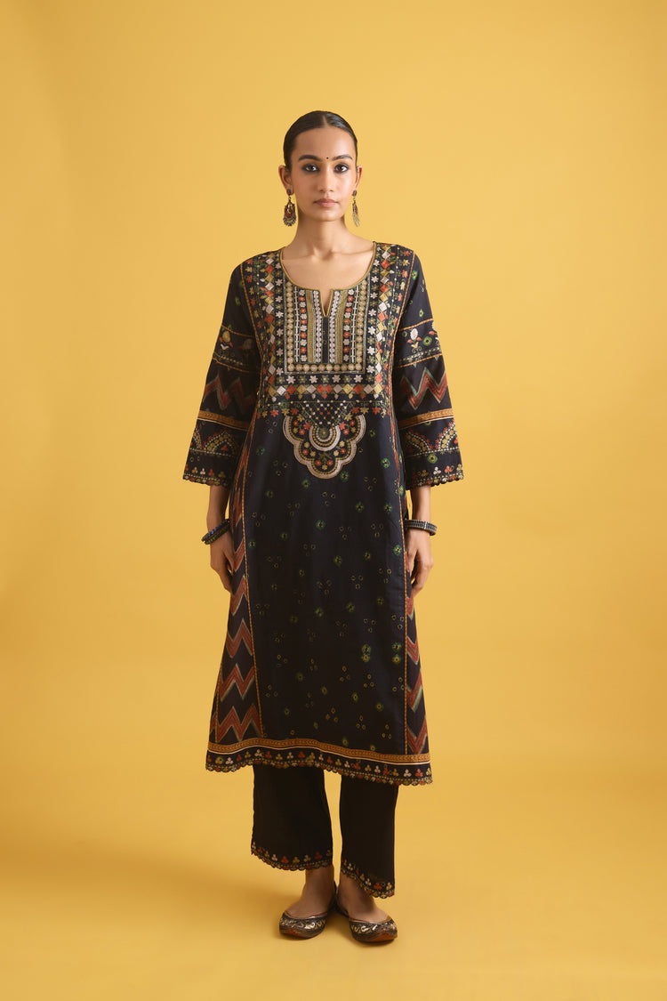 Madhu Kurta Black (9725435380011)