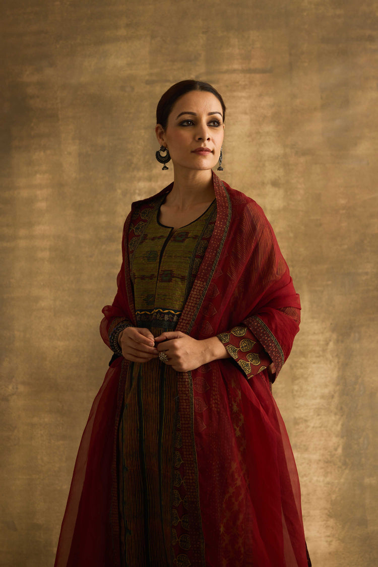 Medh Dupatta Maroon (9888863420715)