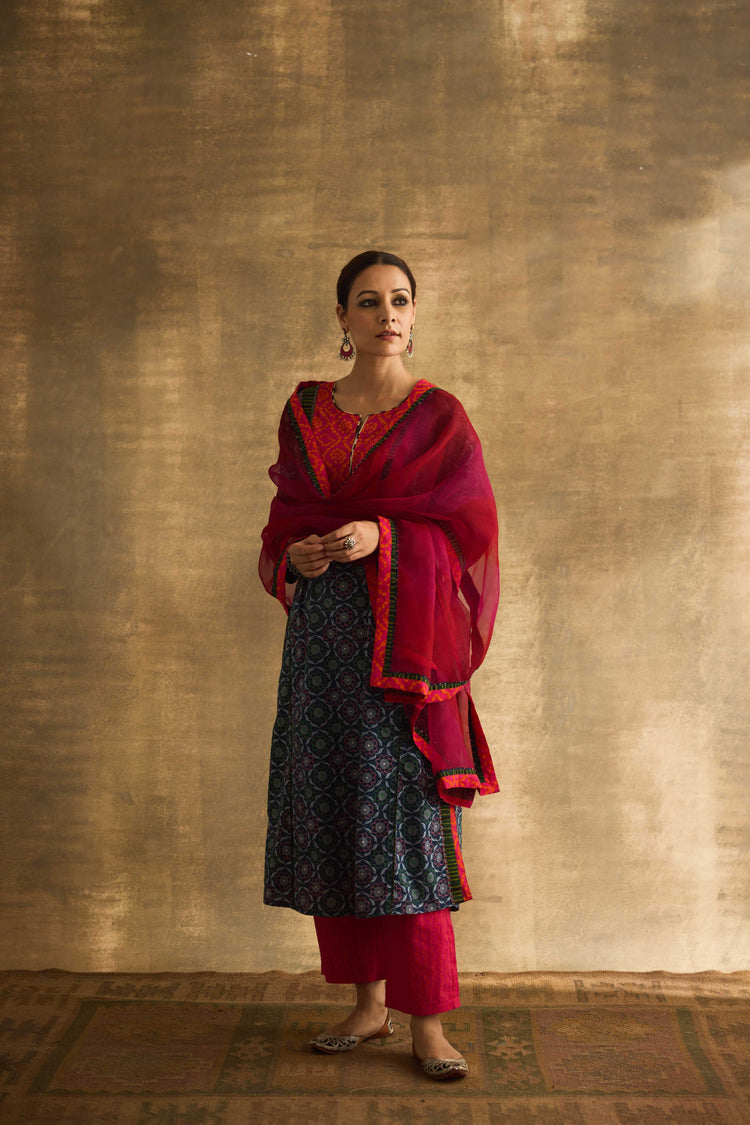 Medh Dupatta Red (9889463238955)