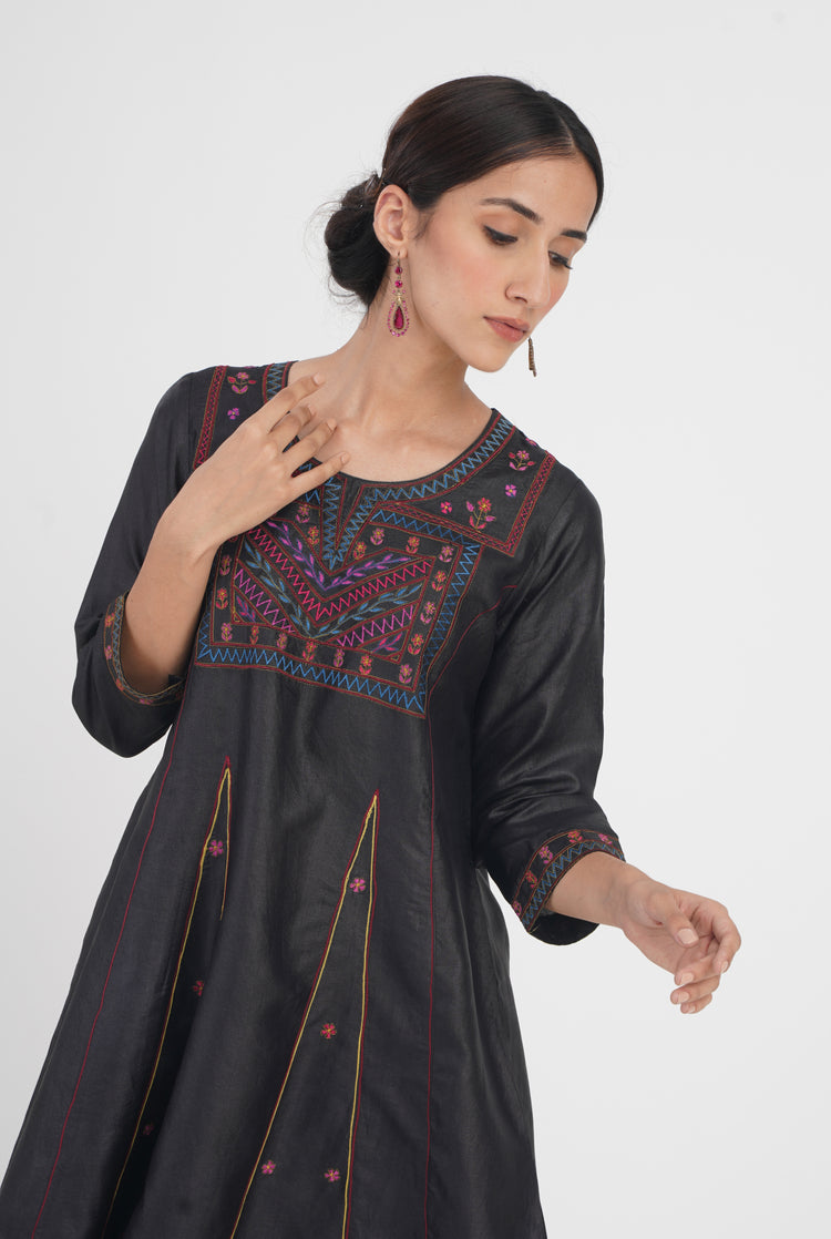 Baruni Kurta Black (7087192145967)