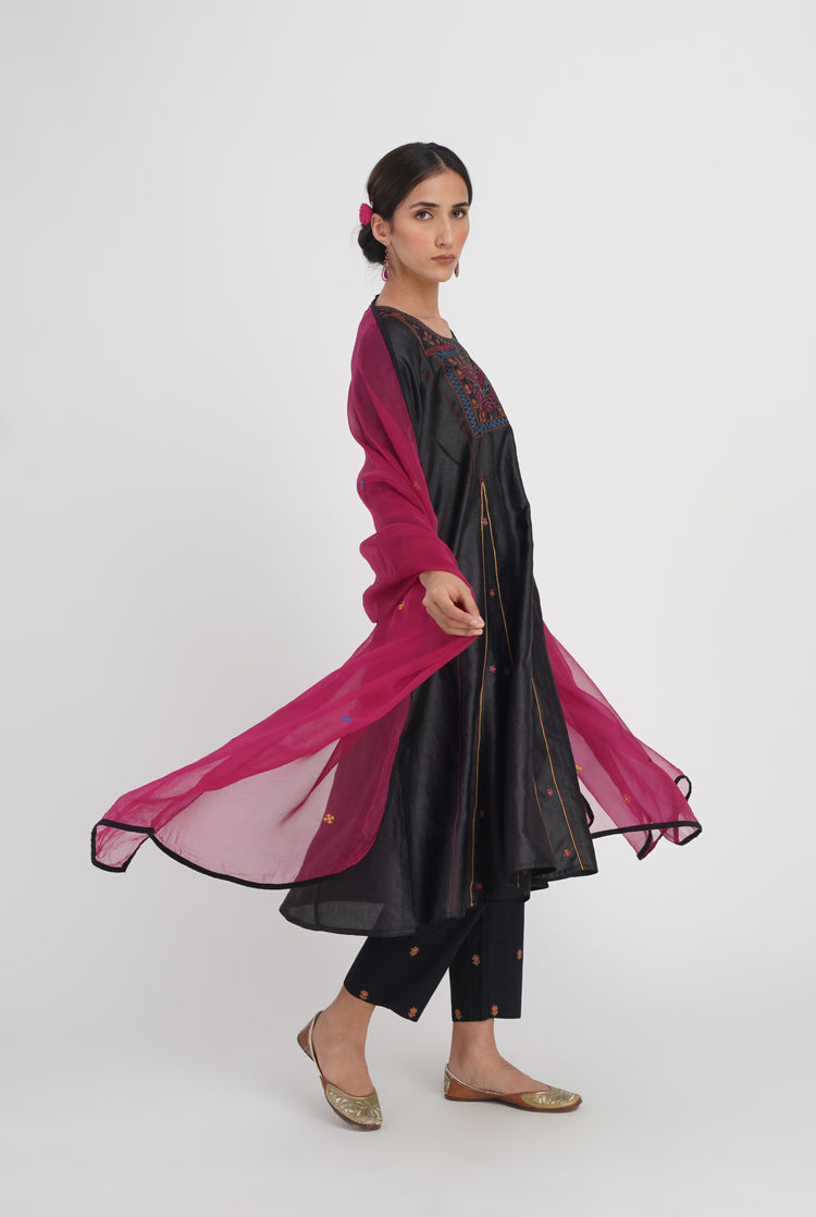 Baruni Kurta Black (7087192145967)